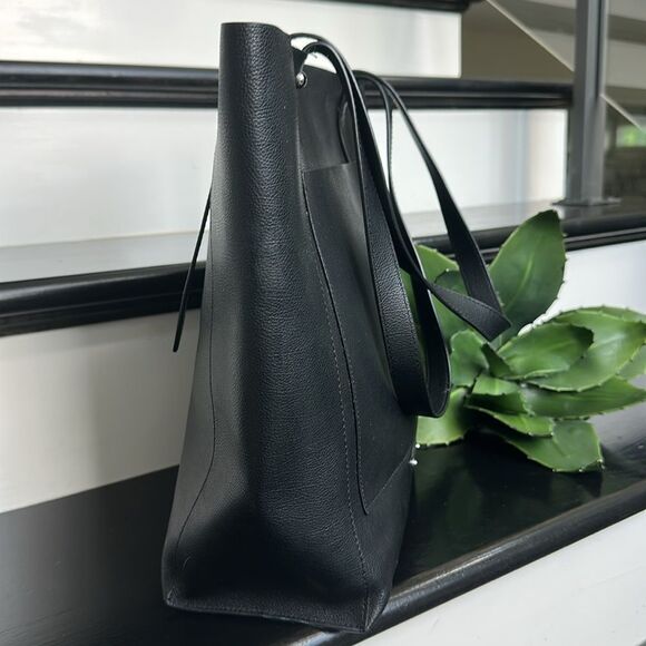 Rebecca Minkoff Genuine Leather Shoulder Tote Adjustable Snap Closure Spacious - Picture 4 of 12